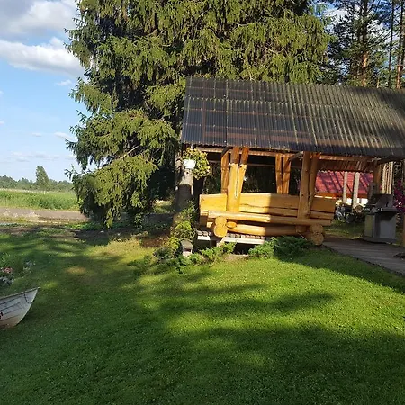 Maamaja Oksa Puhkemaja *