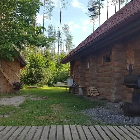 Oksa Puhkemaja Maamaja